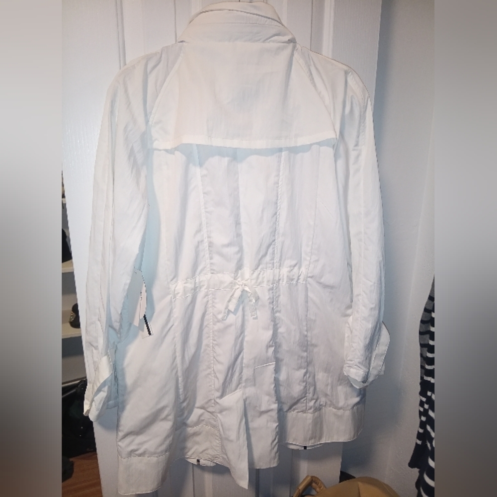 UBU White Water-Repellent Packable Raincoat/Jacket -With Hood Zip Style - XL - Picture 7 of 15